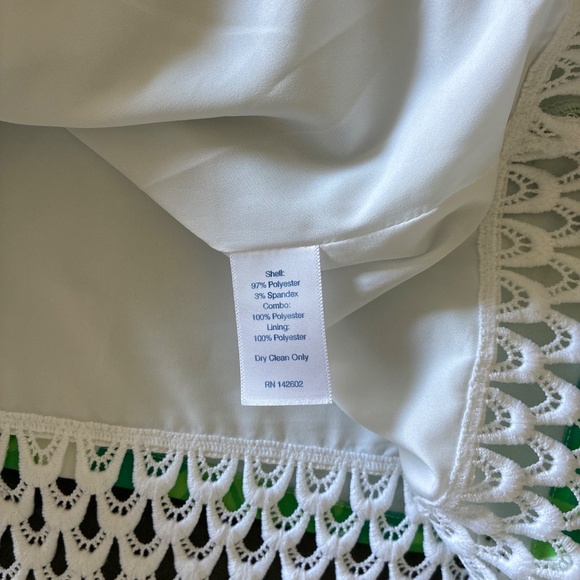 Sail to Sable palm print shell top with tassel trim S - Picture 8 of 8